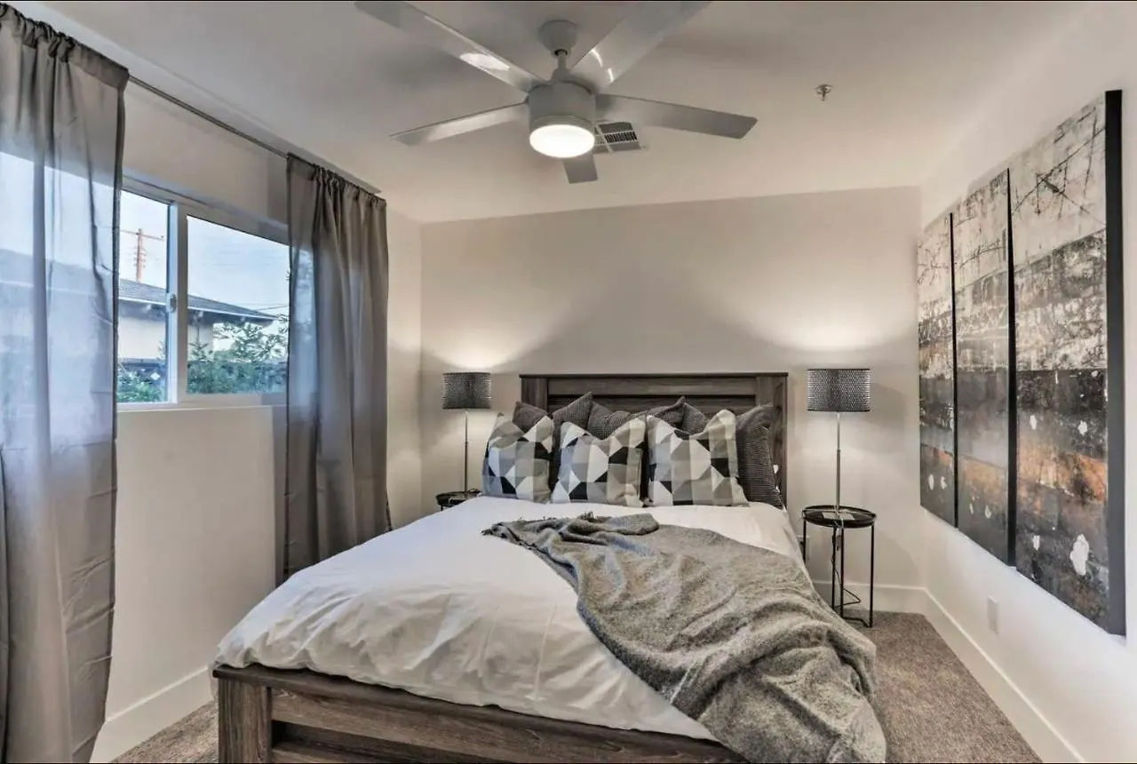 Quiet Luxury Estate W/ Heated Pool: Scottsdale Villa